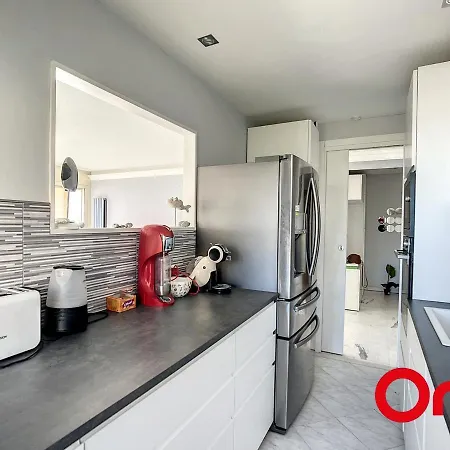 Superbe 2 Pièces Avec Clim, Parking Et Wifi - Fr-1-647-22 * Menton