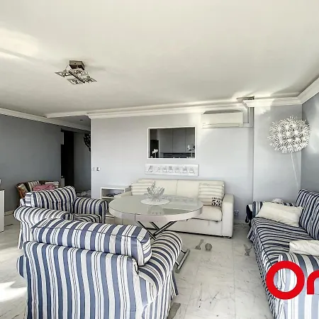 Superbe 2 Pieces Avec Clim, Parking Et Wifi - Fr-1-647-22 *