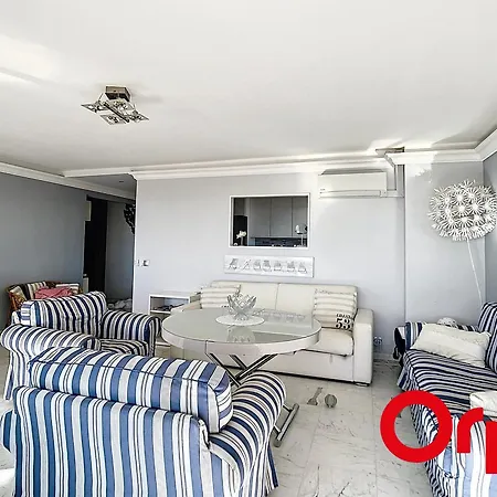 Superbe 2 Pieces Avec Clim, Parking Et Wifi - Fr-1-647-22 Apartamento