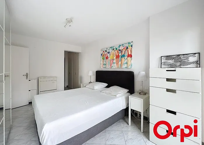 Superbe 2 Pieces Avec Clim, Parking Et Wifi - Fr-1-647-22 *